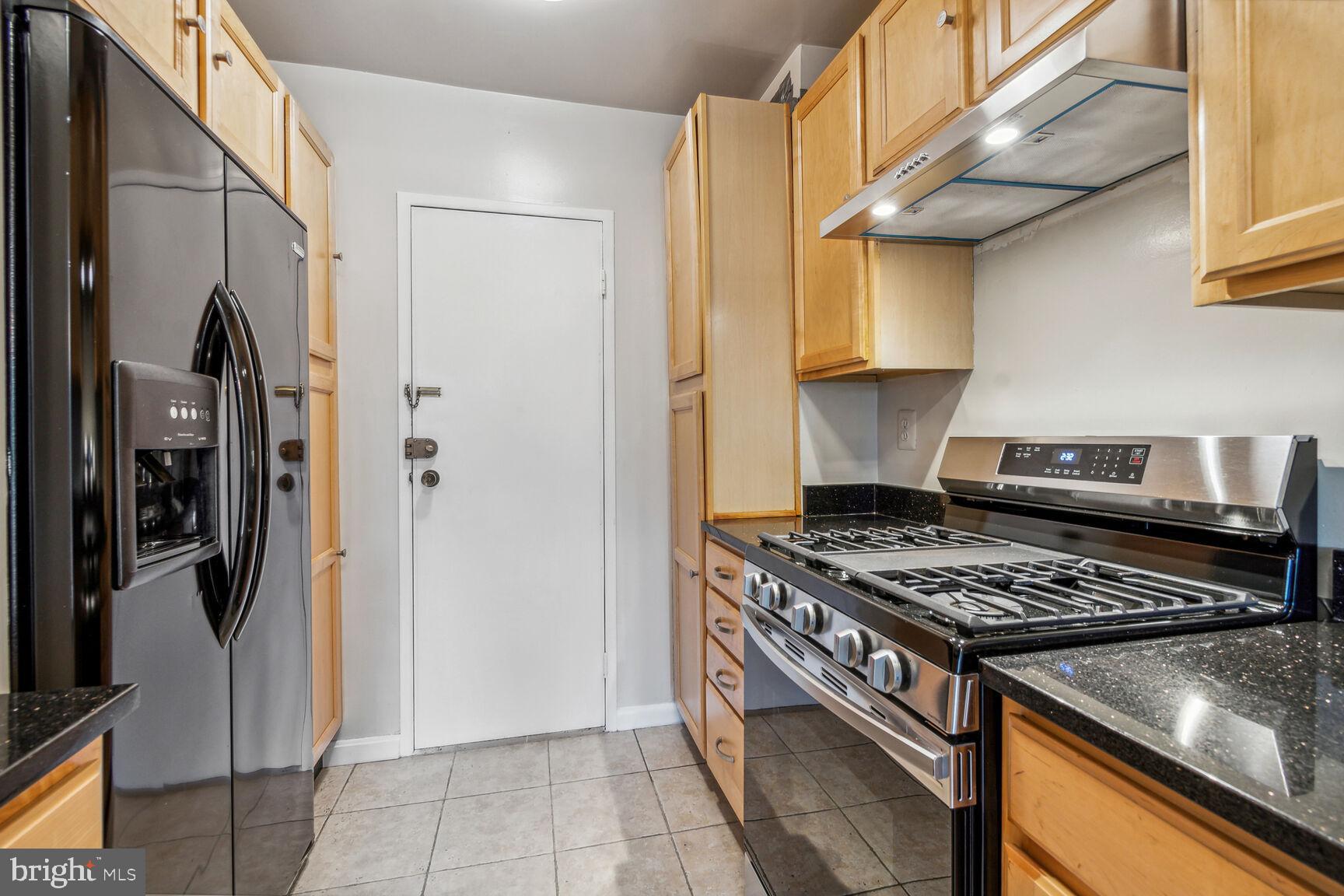 4201 Cathedral Ave NW #1106w