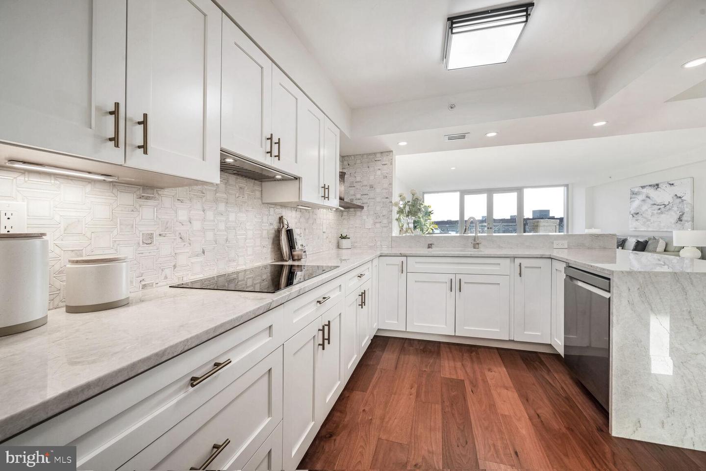 701 Pennsylvania Ave NW #1024
