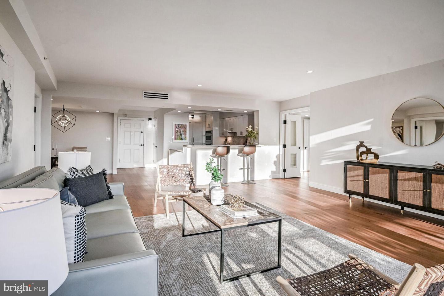 701 Pennsylvania Ave NW #1024