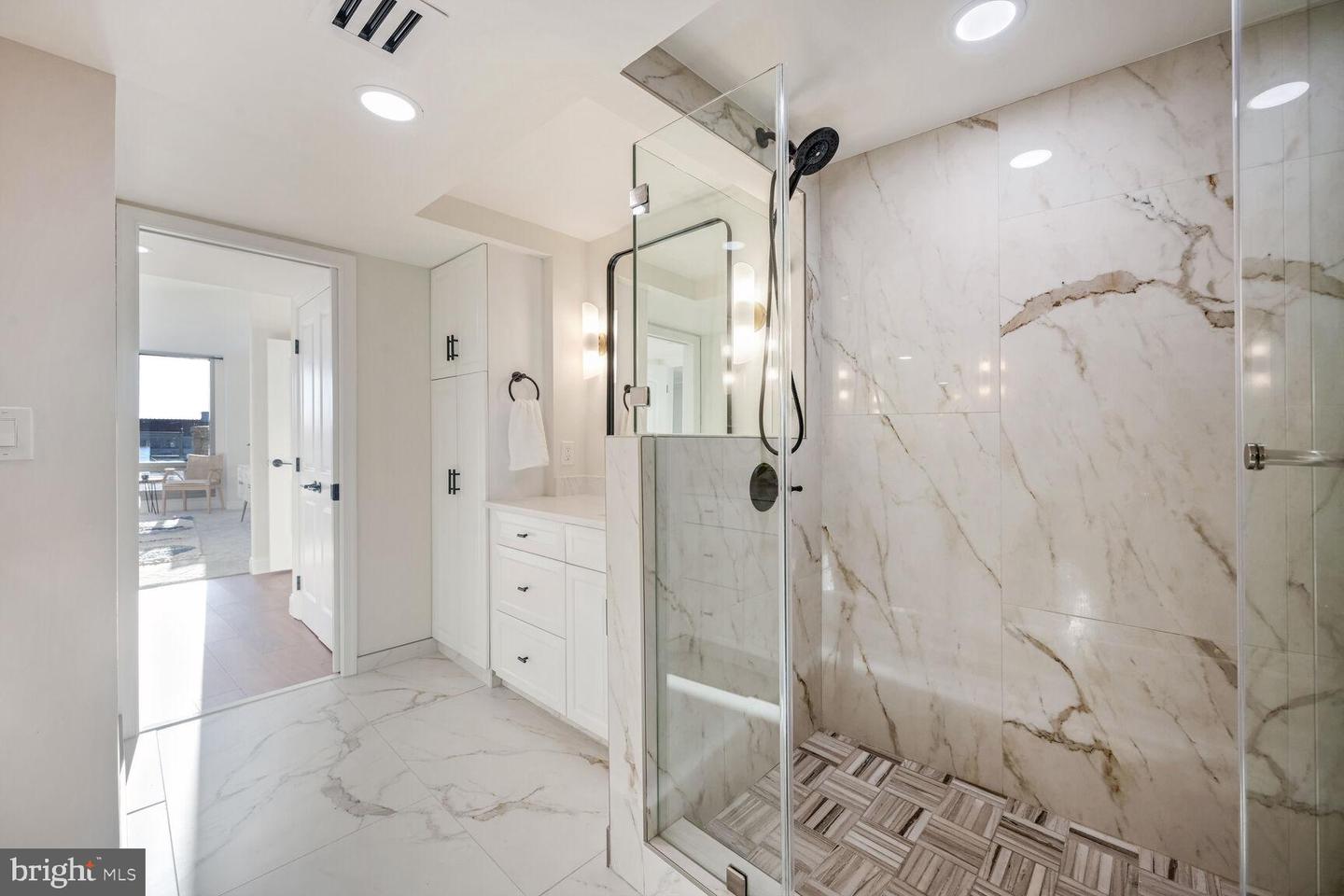 701 Pennsylvania Ave NW #1024