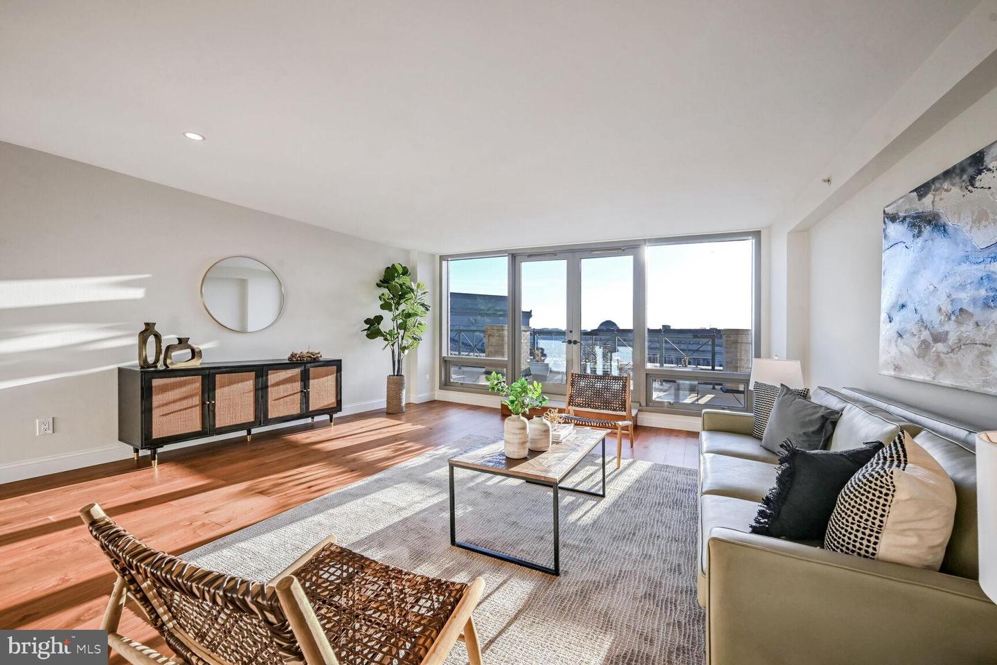 701 Pennsylvania Ave NW #1024