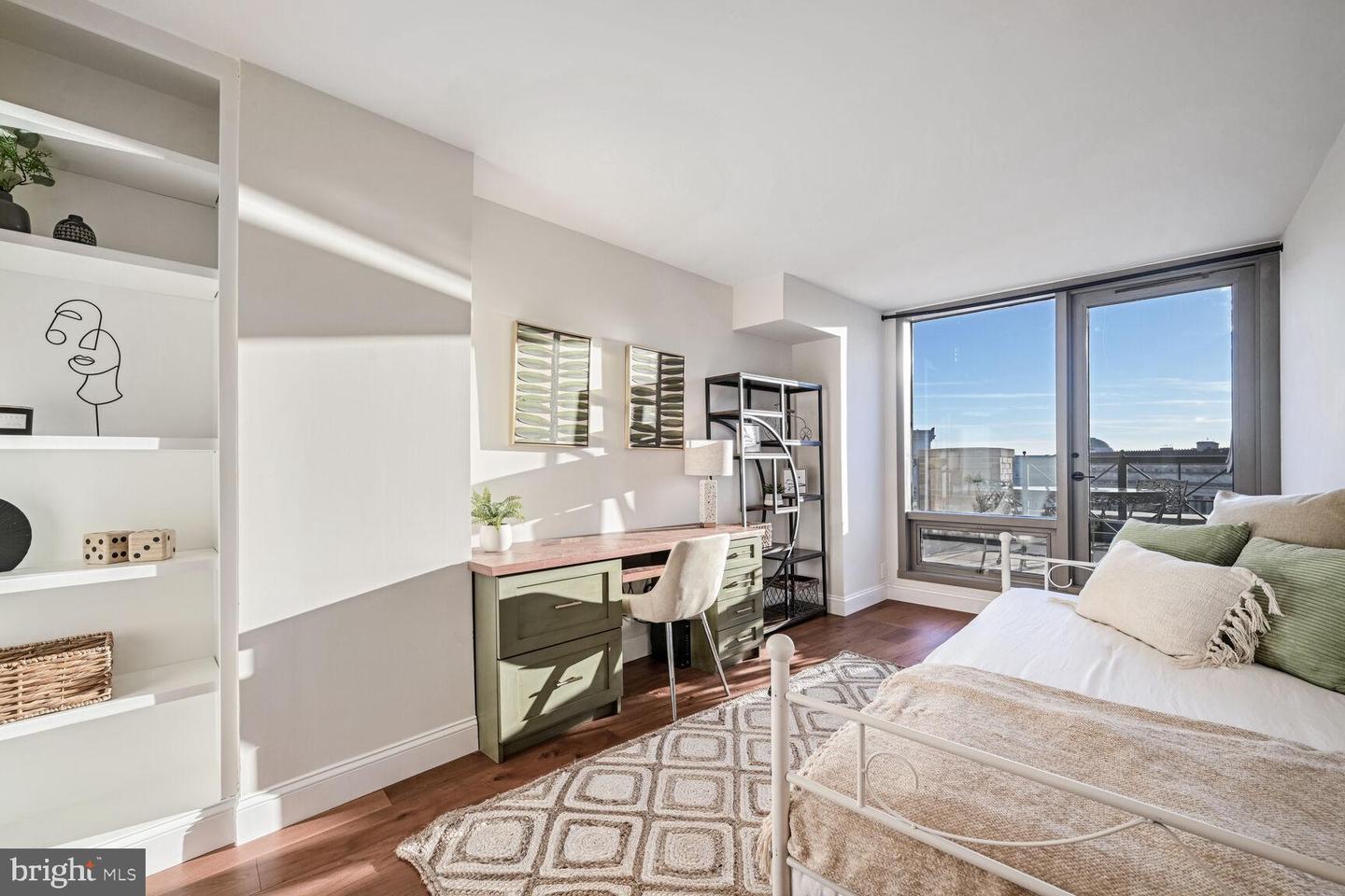 701 Pennsylvania Ave NW #1024