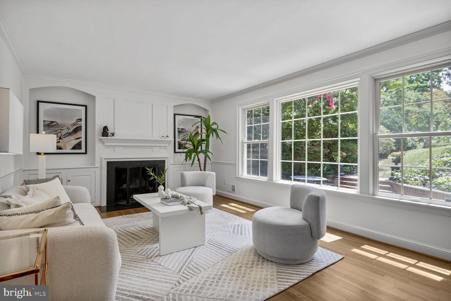 5114 Klingle St NW