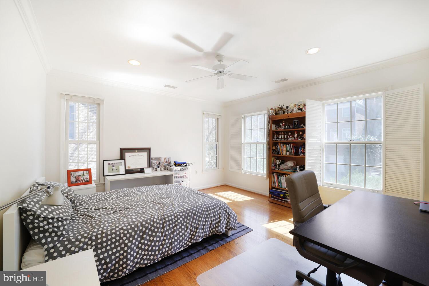 5119 WARREN PLACE NW