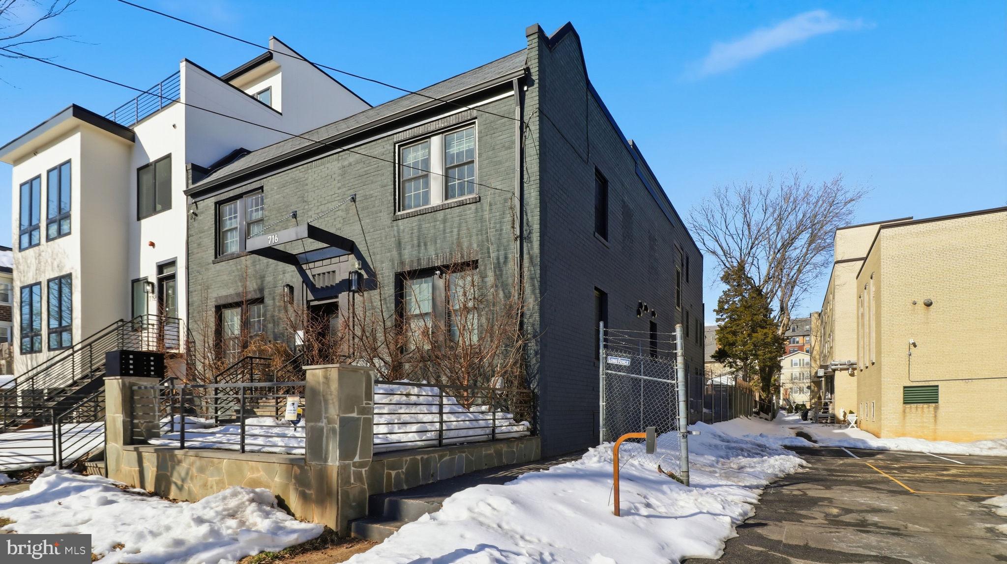 716 KEARNY STREET NE 5