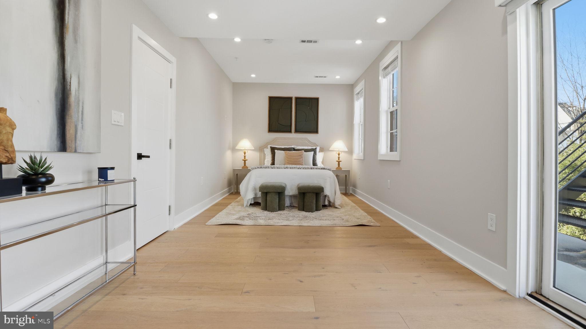 716 KEARNY STREET NE 5