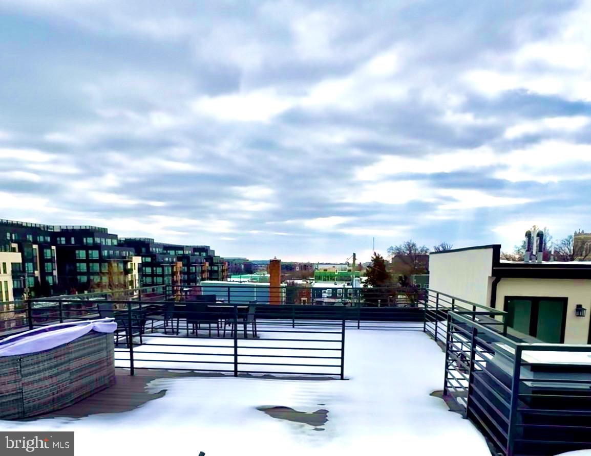 716 KEARNY STREET NE 5