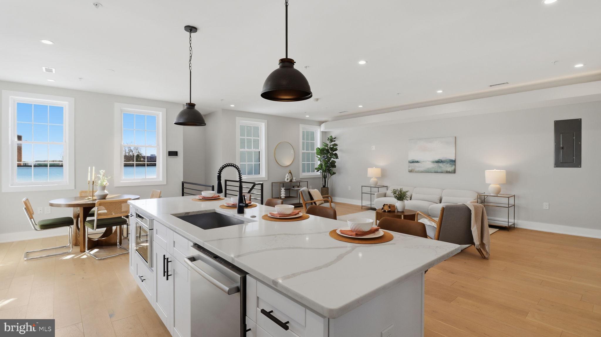 716 KEARNY STREET NE 5