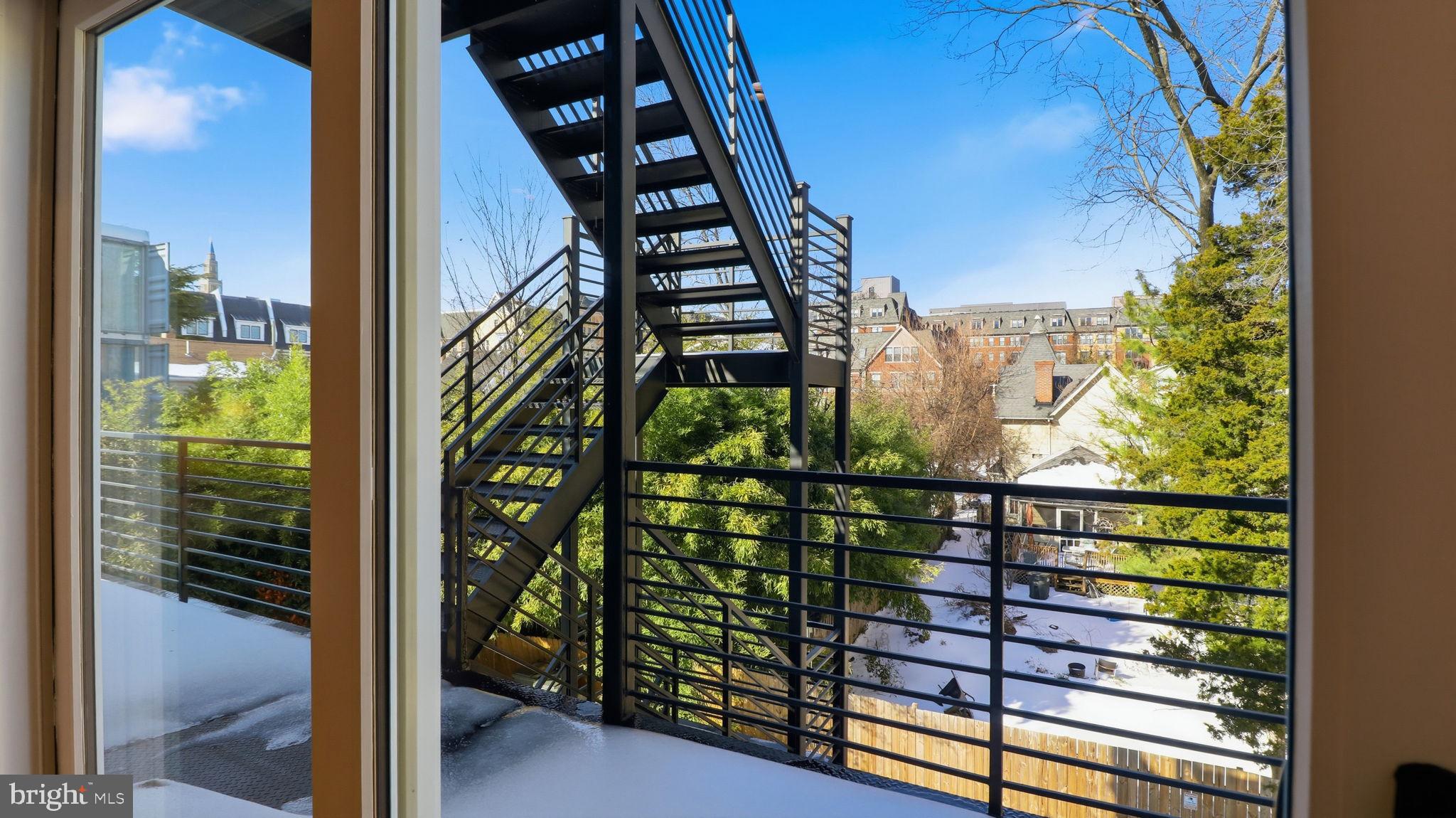 716 KEARNY STREET NE 5