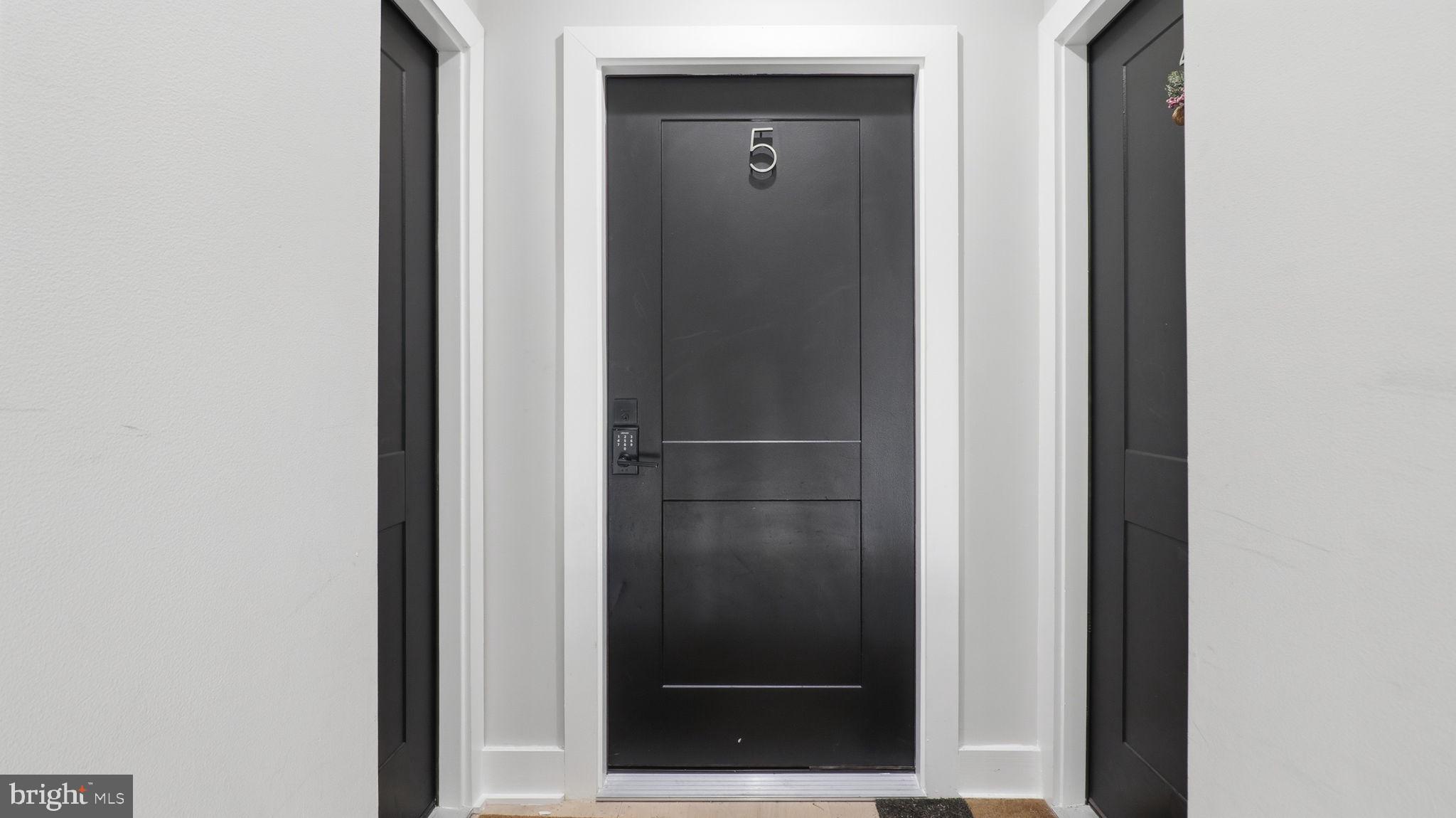 716 KEARNY STREET NE 5