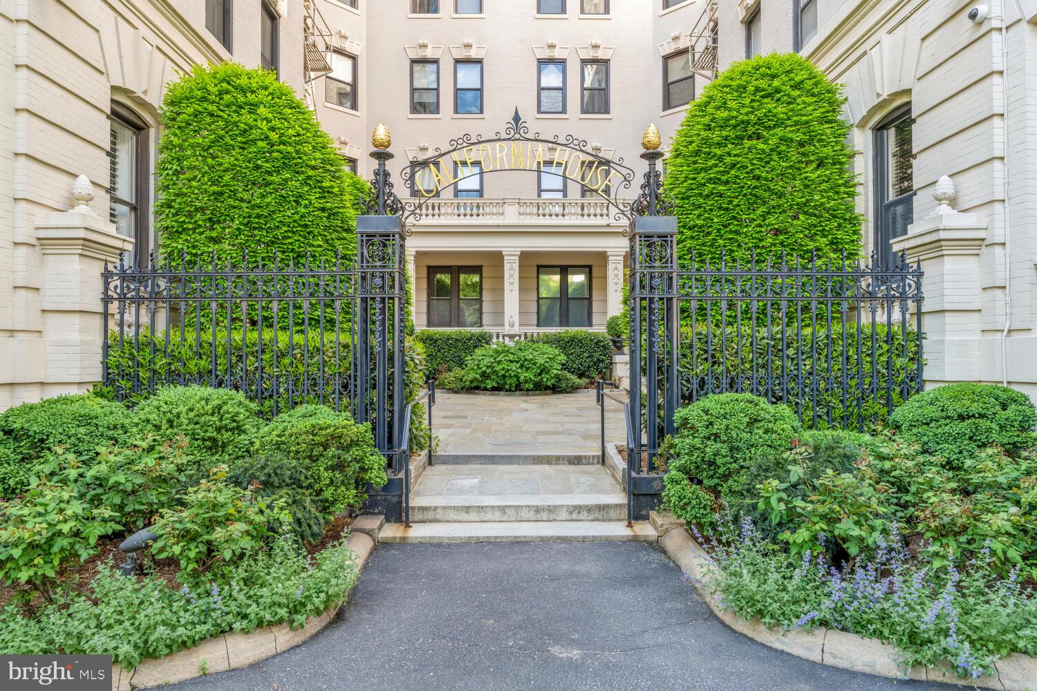 2205 CALIFORNIA STREET NW 303