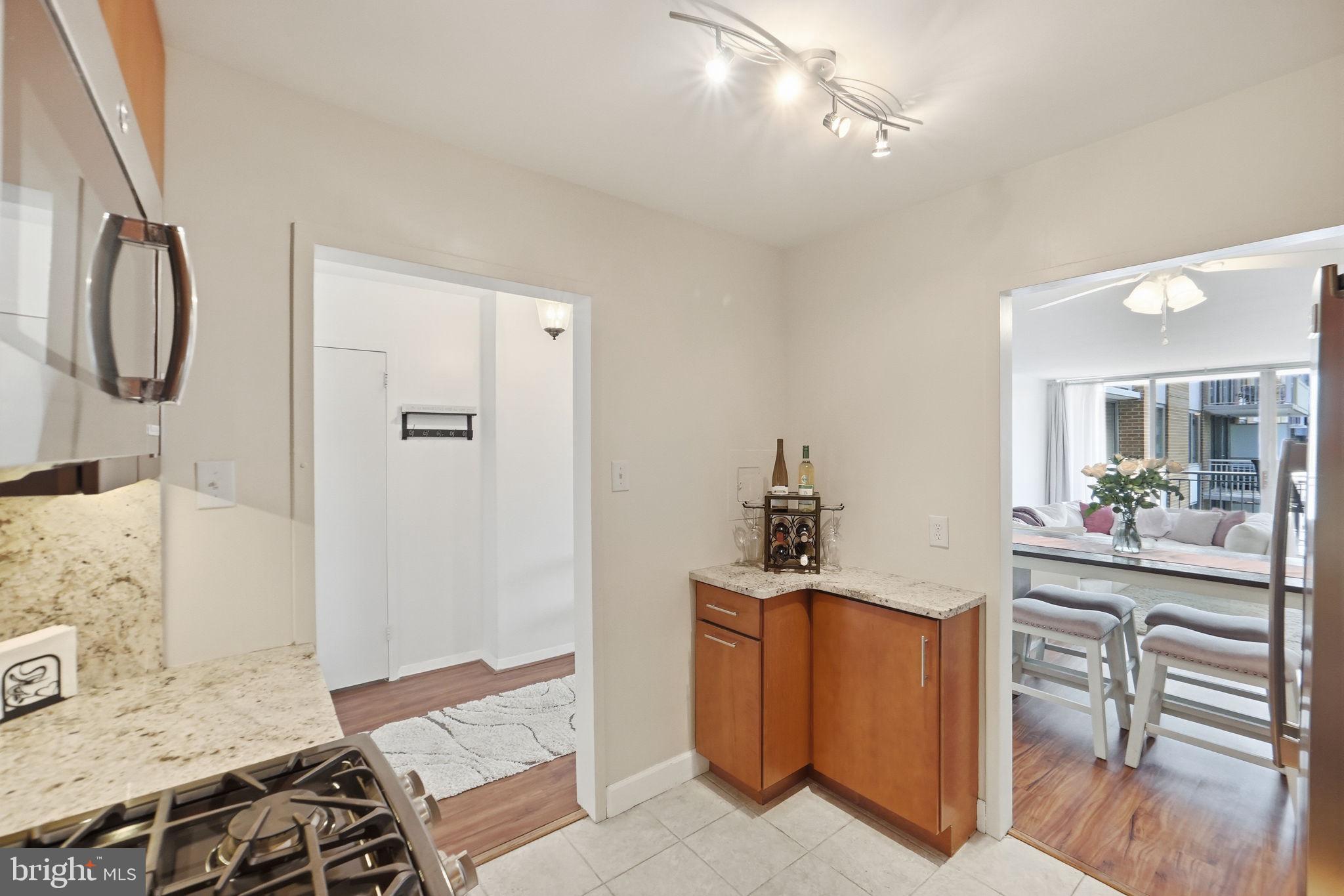 3001 VEAZEY TERRACE NW 1324