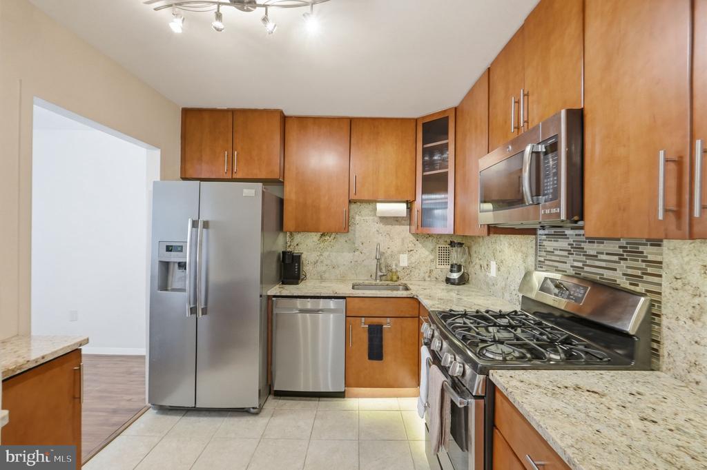 3001 VEAZEY TERRACE NW 1324