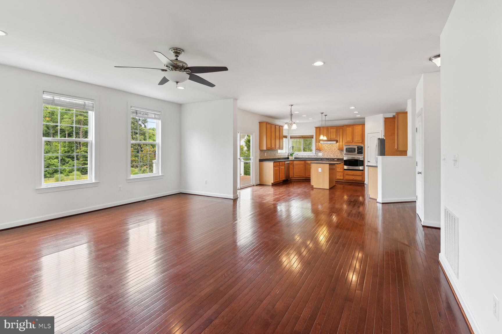 810 MORAN DRIVE