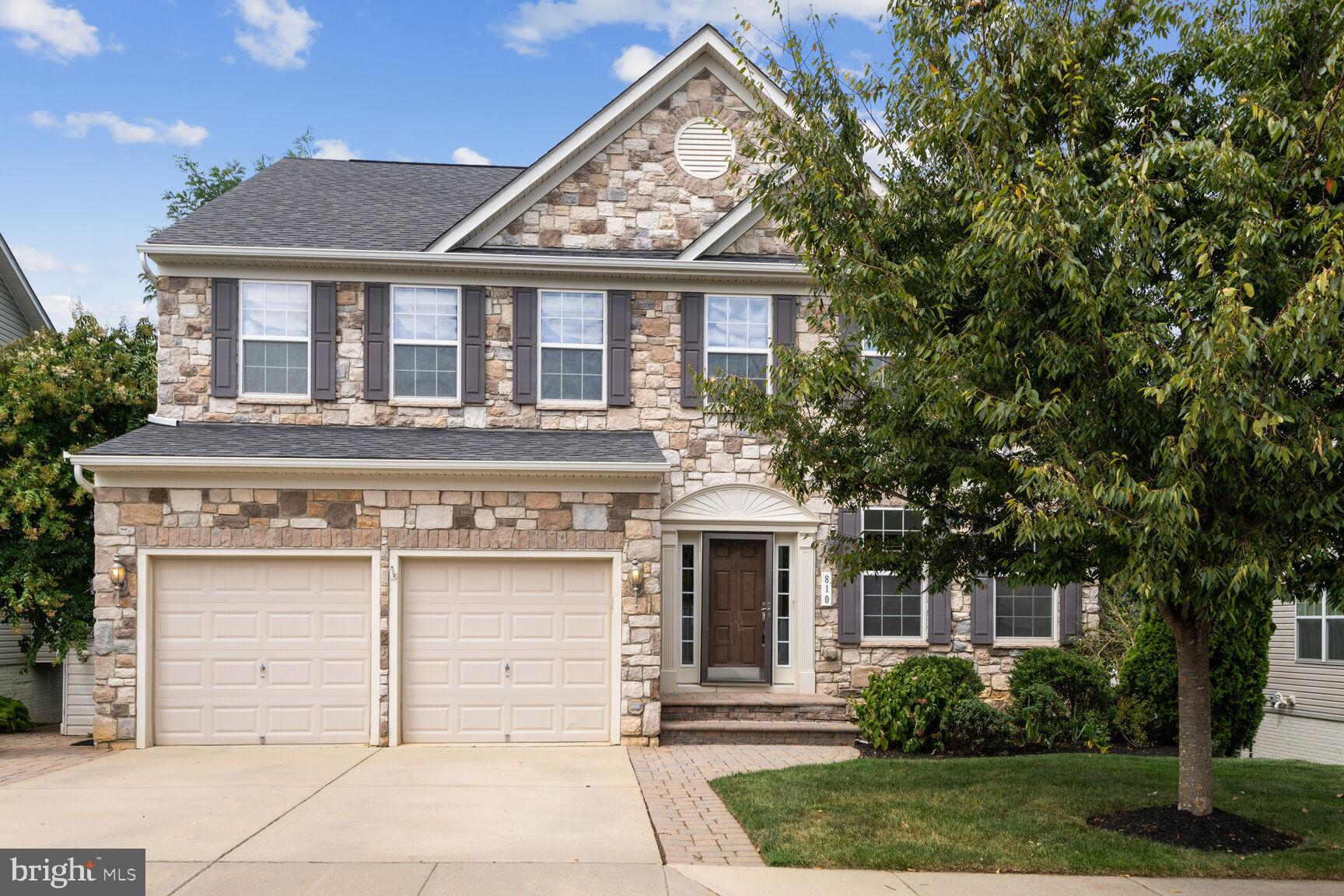 810 MORAN DRIVE