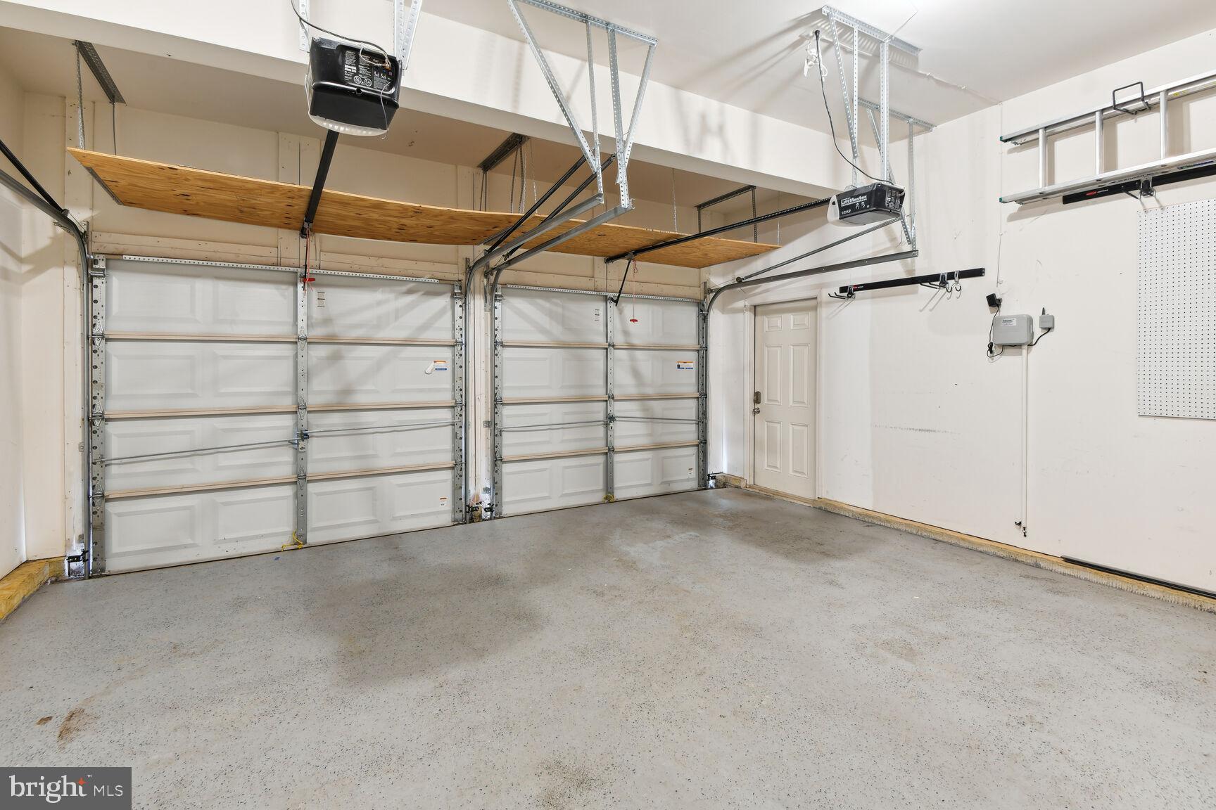 810 MORAN DRIVE