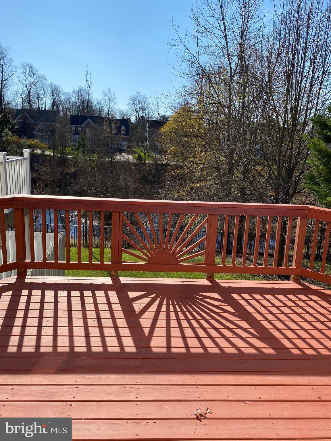 276 AMBERLEIGH DRIVE