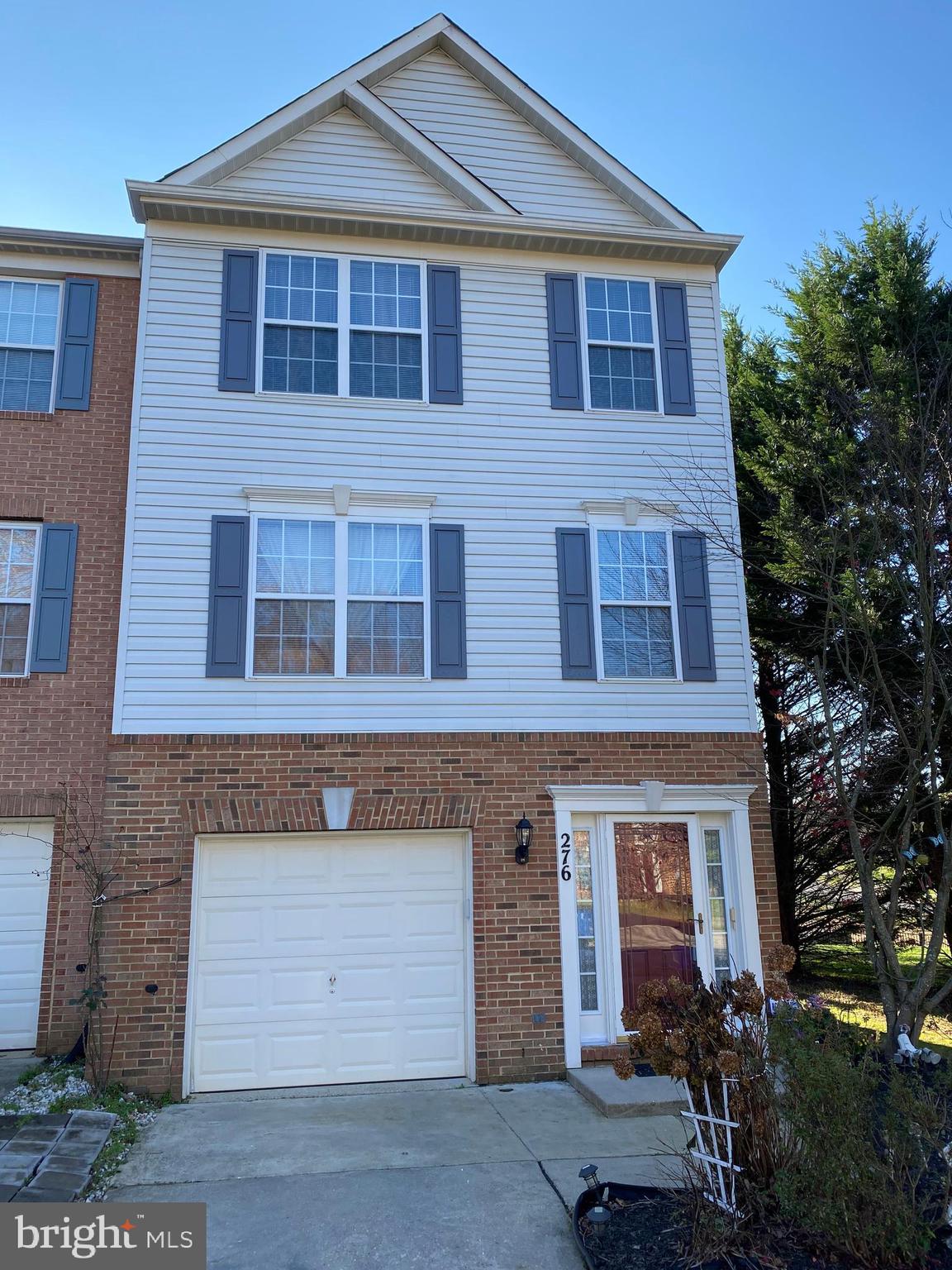 276 AMBERLEIGH DRIVE