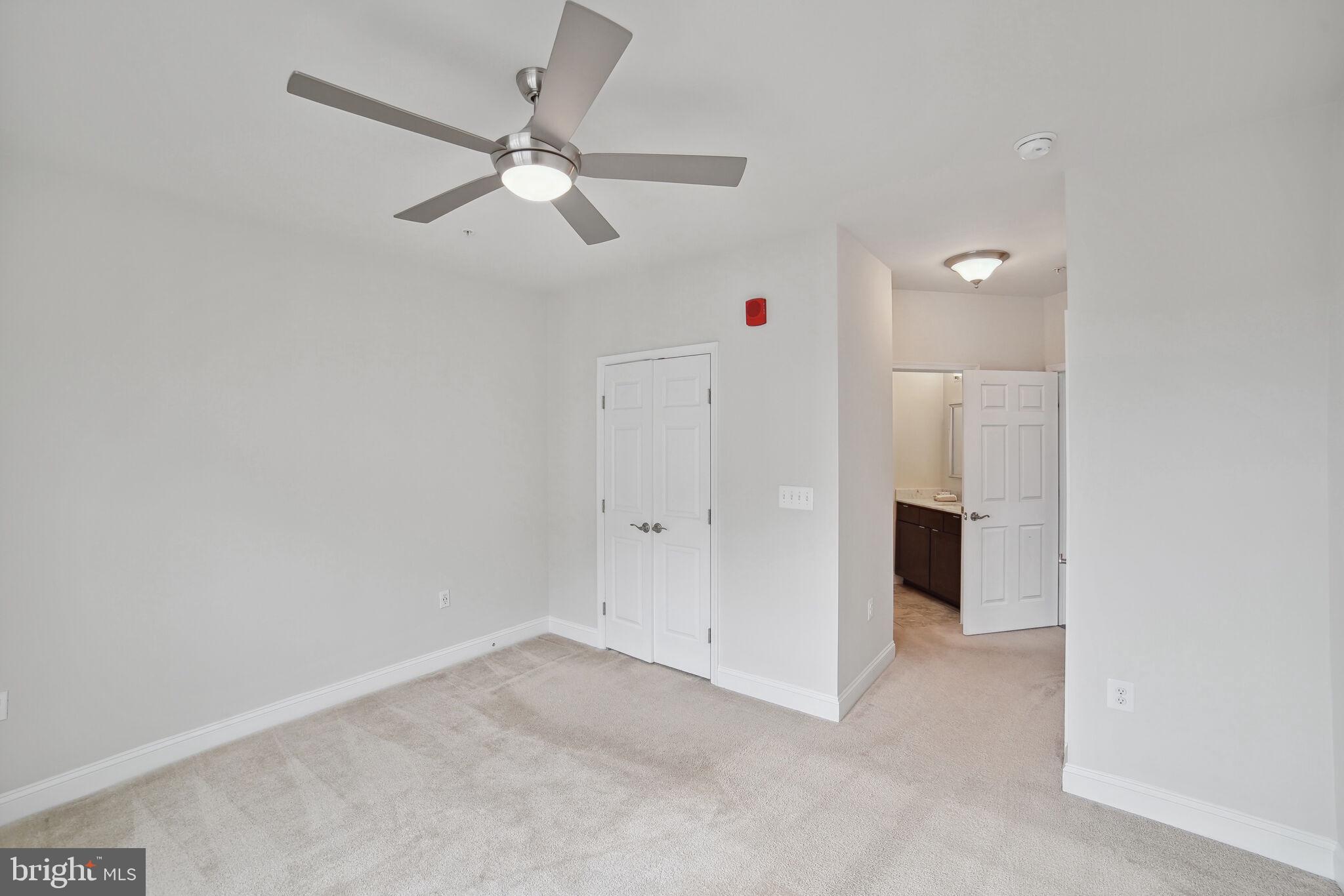 3825 Doc Berlin Dr #32