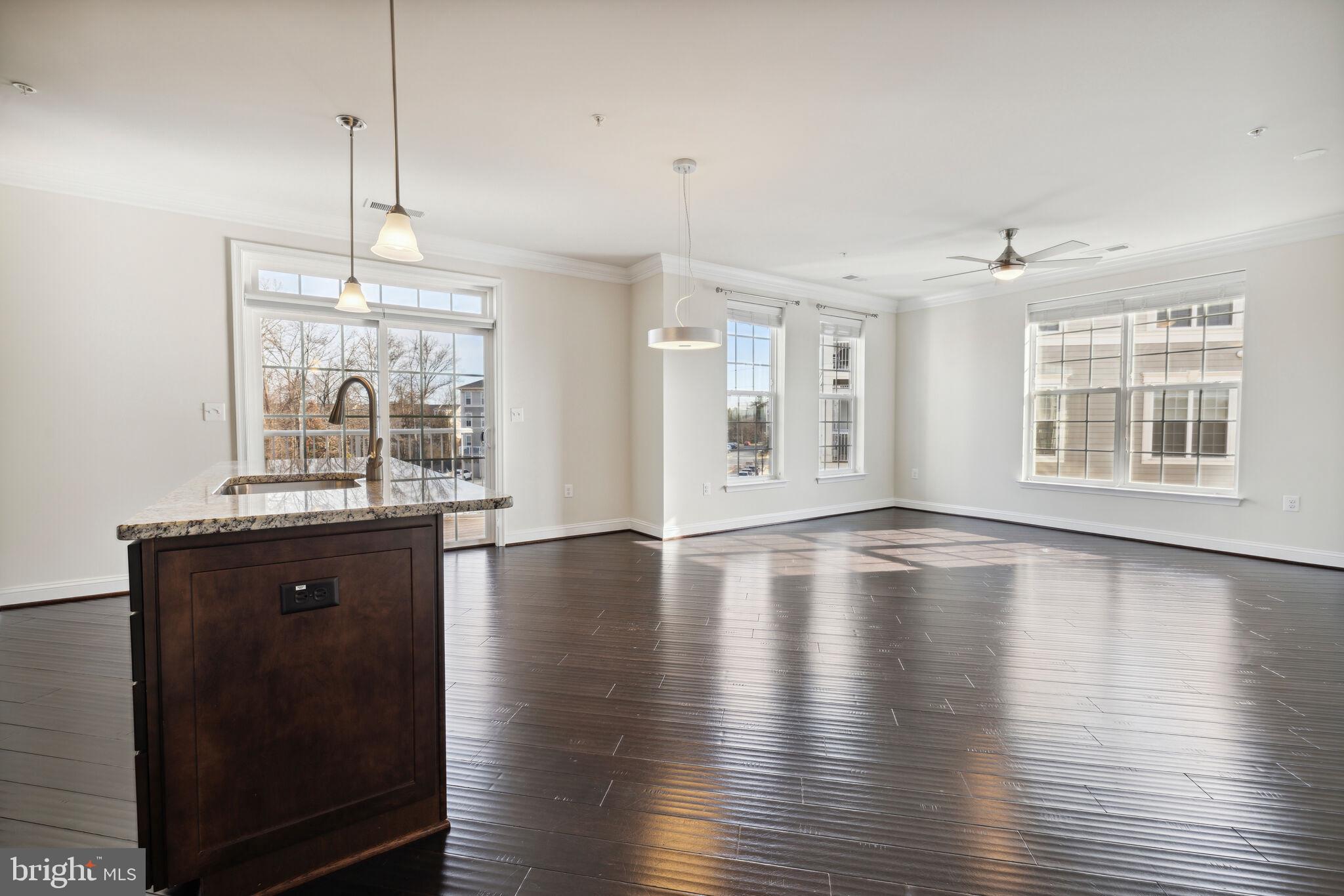 3825 Doc Berlin Dr #32