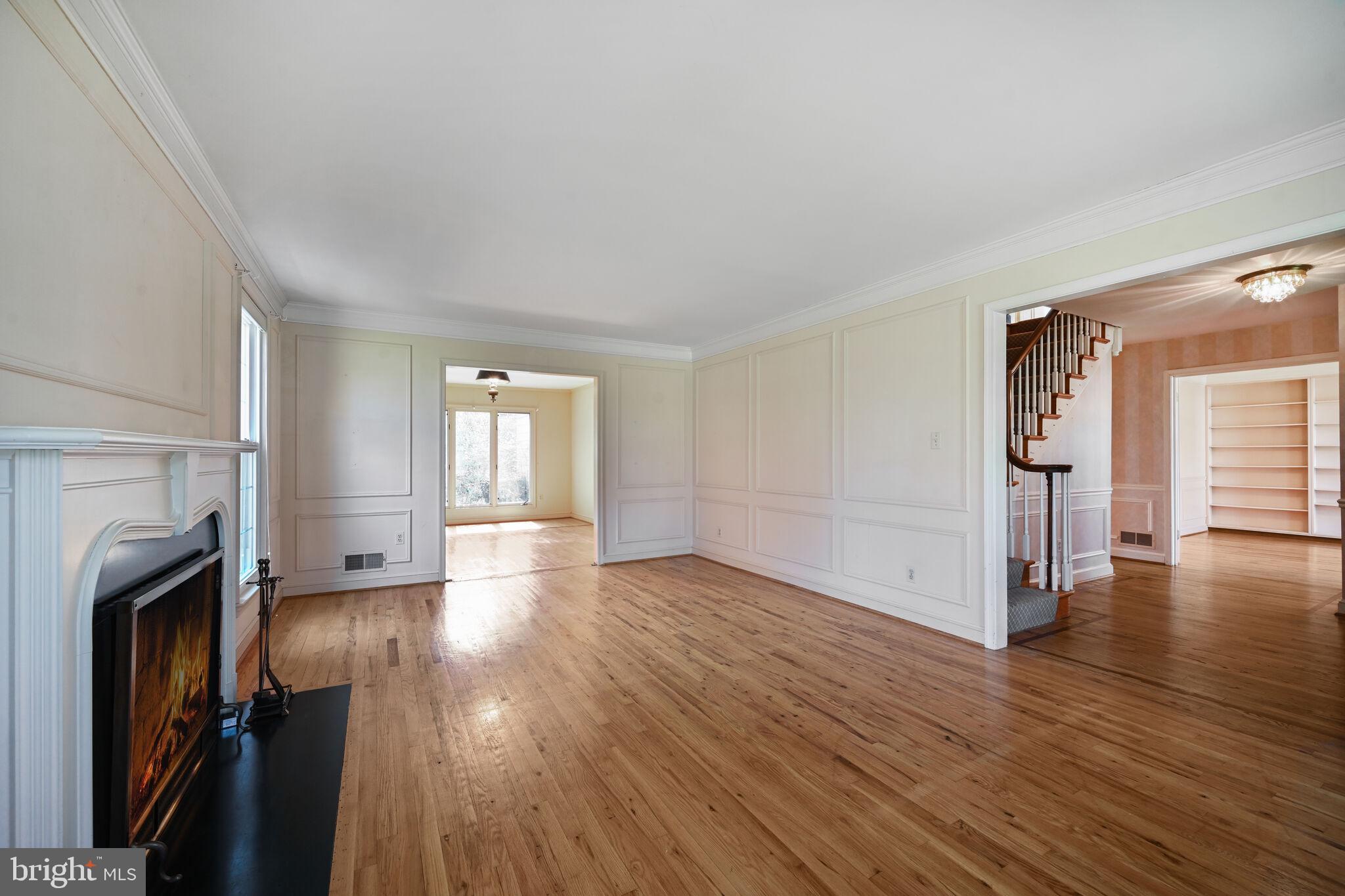 11337 Willowbrook Dr