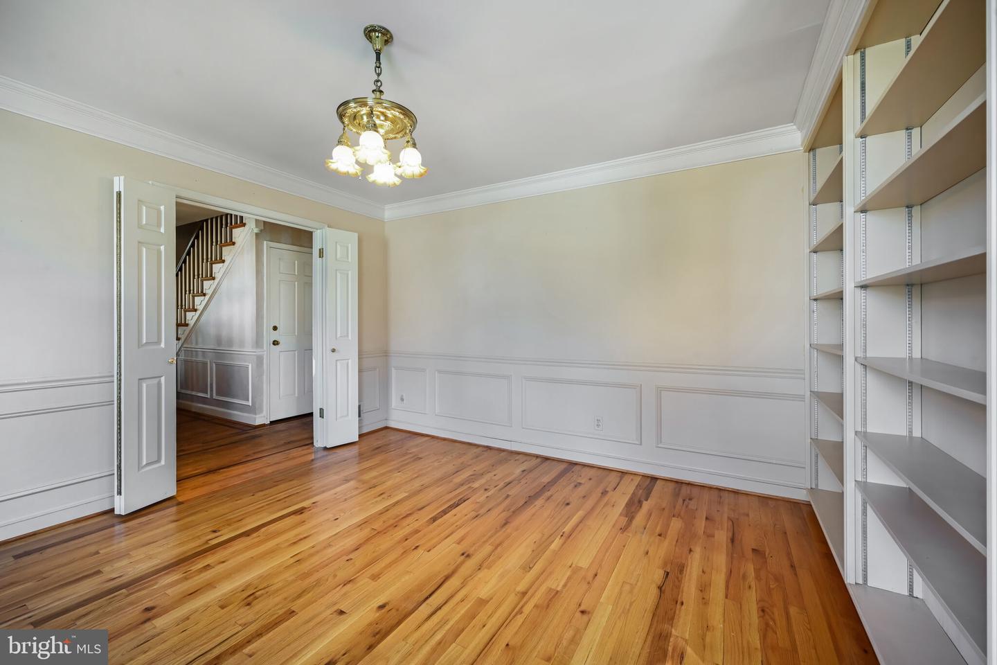 11337 Willowbrook Dr