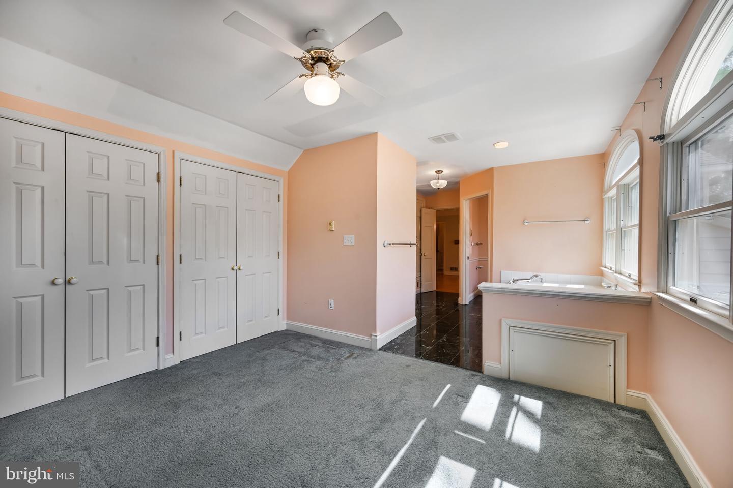 11337 Willowbrook Dr