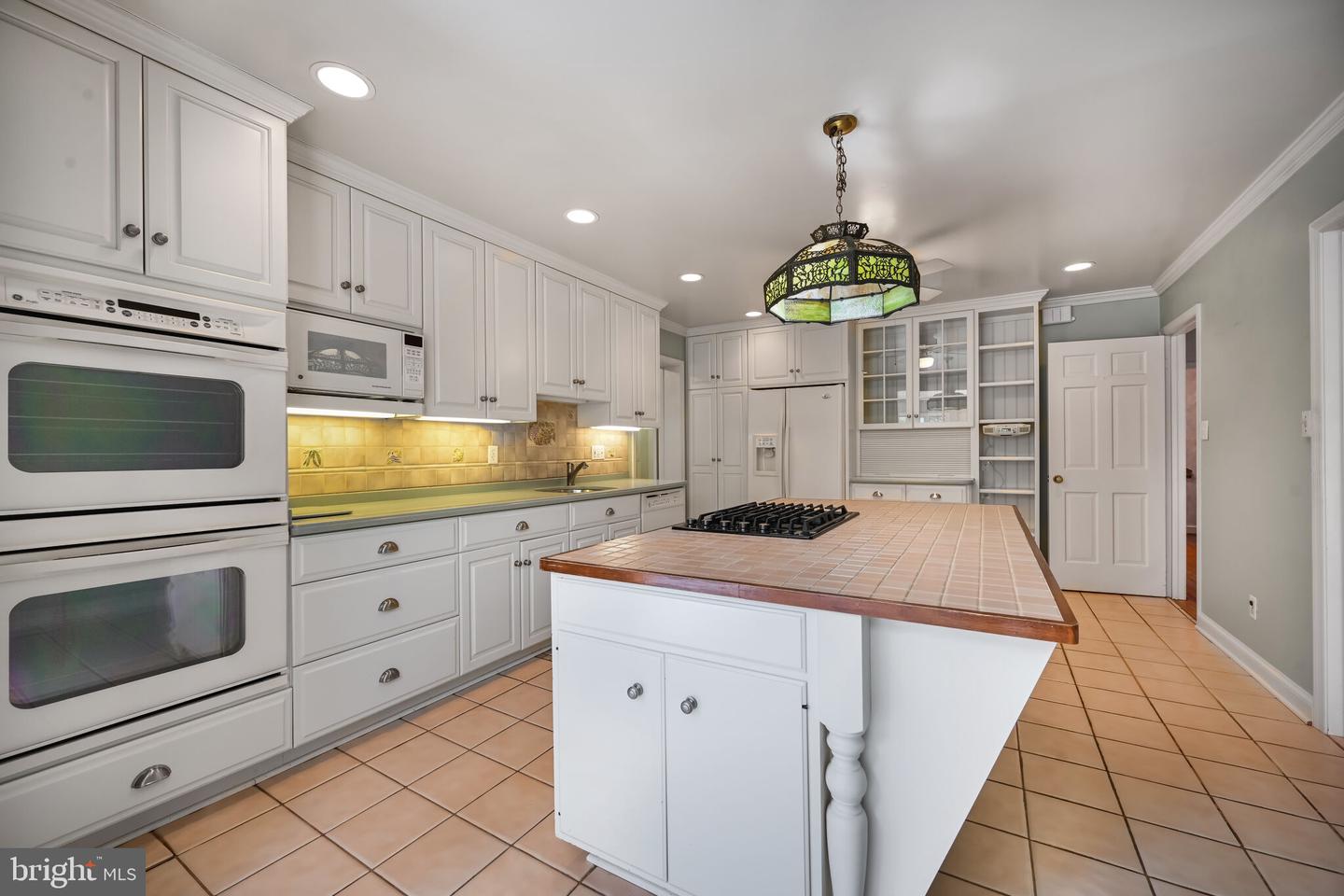 11337 Willowbrook Dr