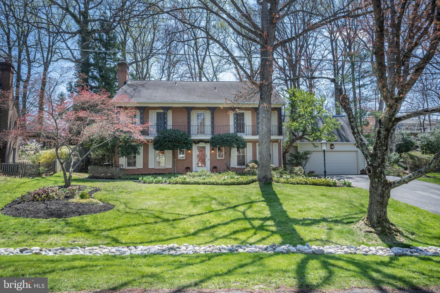 11337 Willowbrook Dr