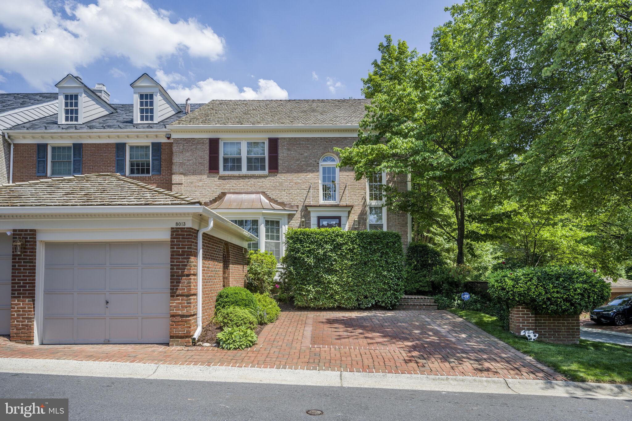 8013 Rising Ridge Rd