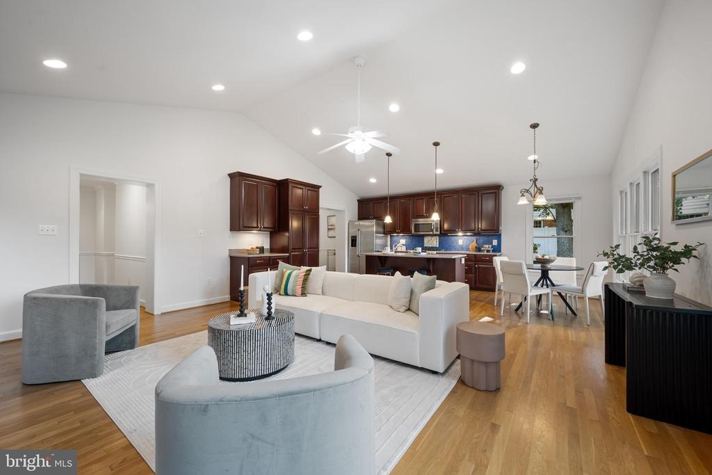 12114 Whippoorwill Ln