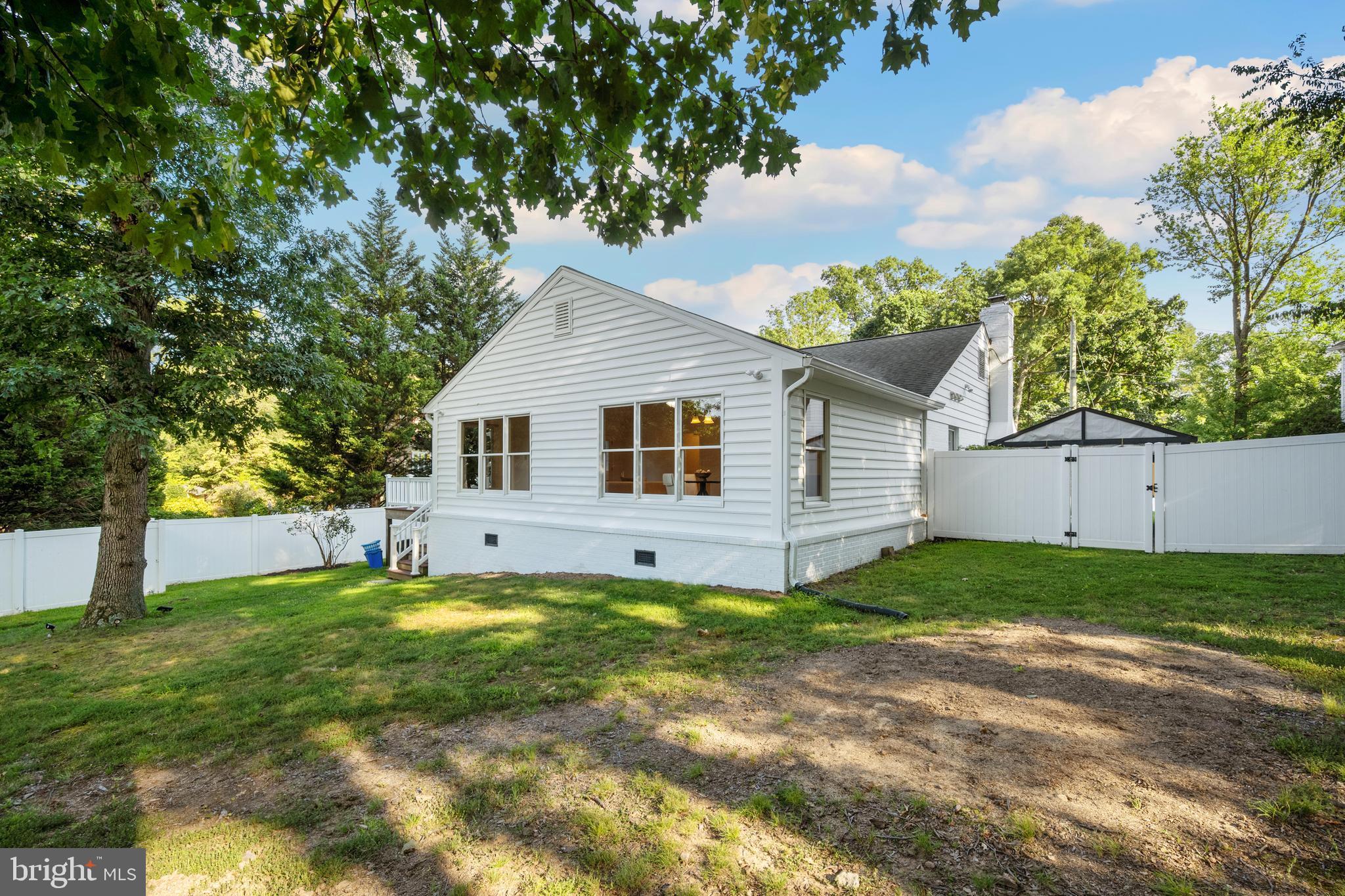 12114 Whippoorwill Ln