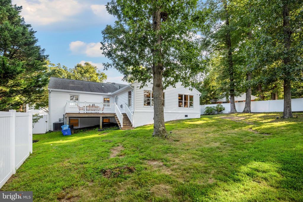 12114 Whippoorwill Ln