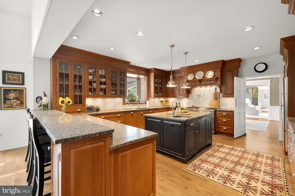 11101 PINEY MEETINGHOUSE ROAD