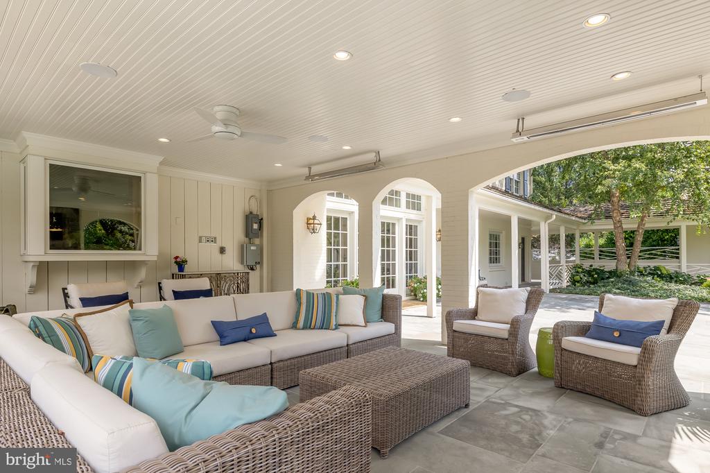 11101 PINEY MEETINGHOUSE ROAD