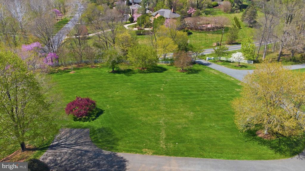 11101 PINEY MEETINGHOUSE ROAD