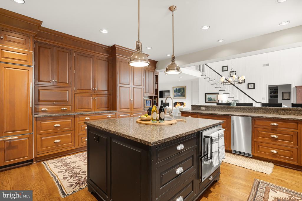 11101 PINEY MEETINGHOUSE ROAD