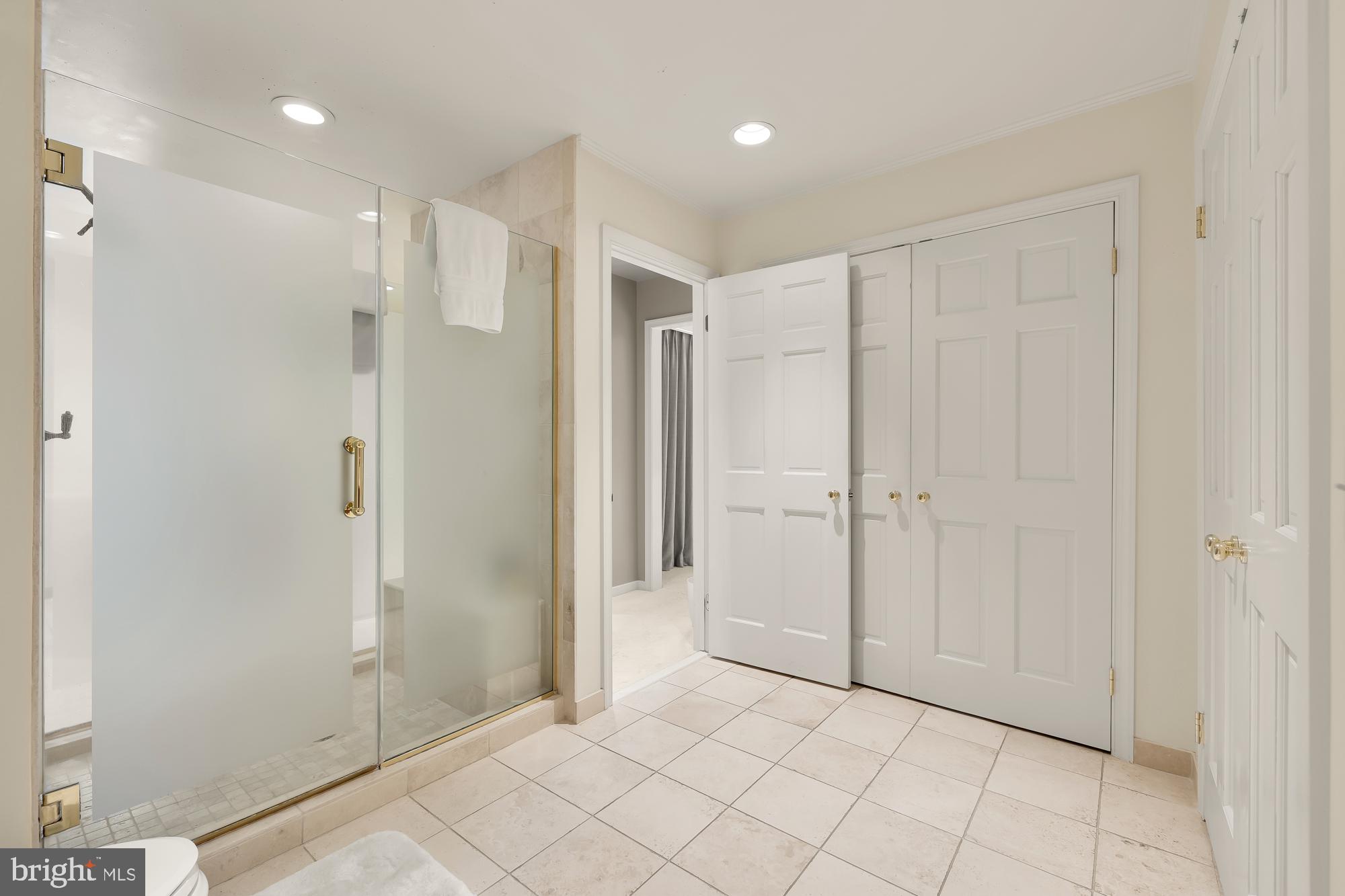 11101 PINEY MEETINGHOUSE ROAD