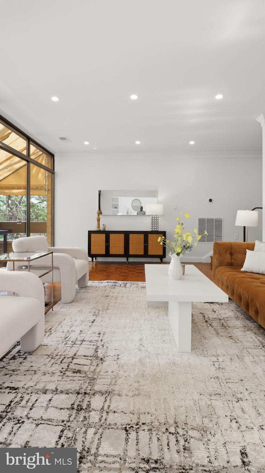 4924 SENTINEL DRIVE 2-405