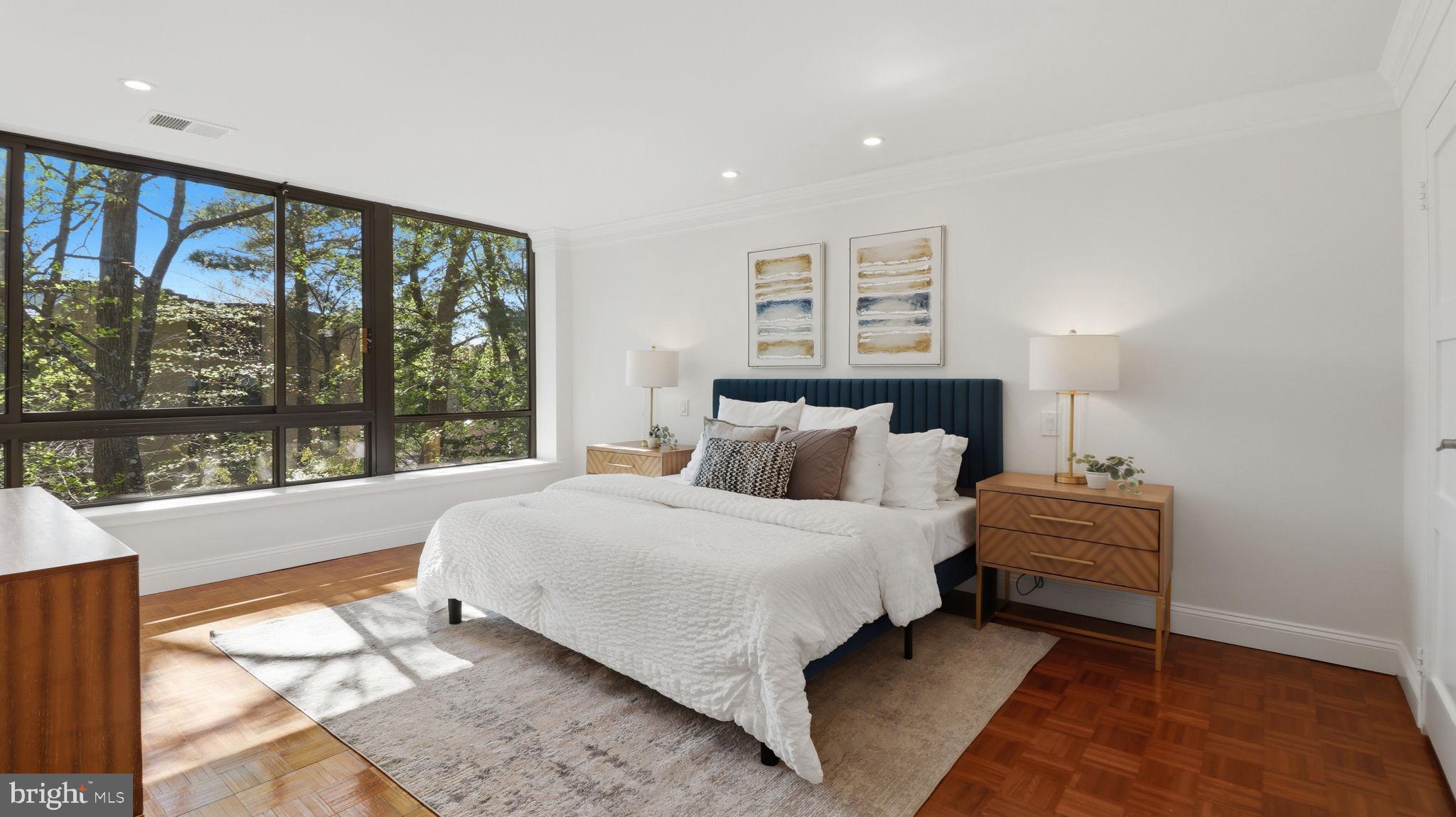 4924 SENTINEL DRIVE 2-405