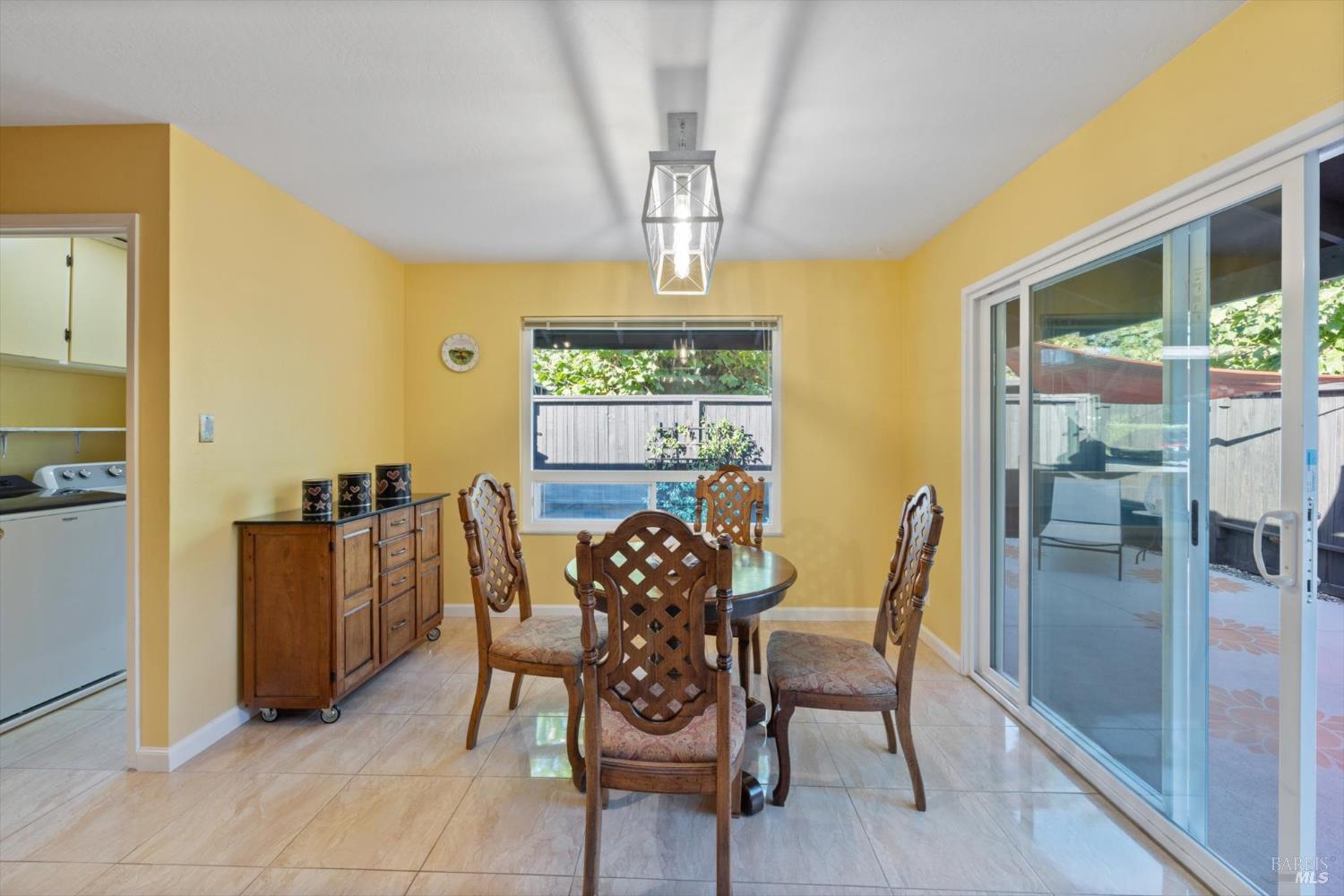 3429 Willis Dr