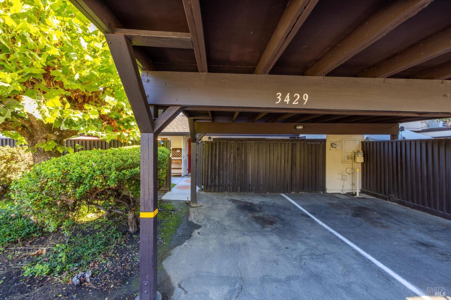 3429 Willis Dr