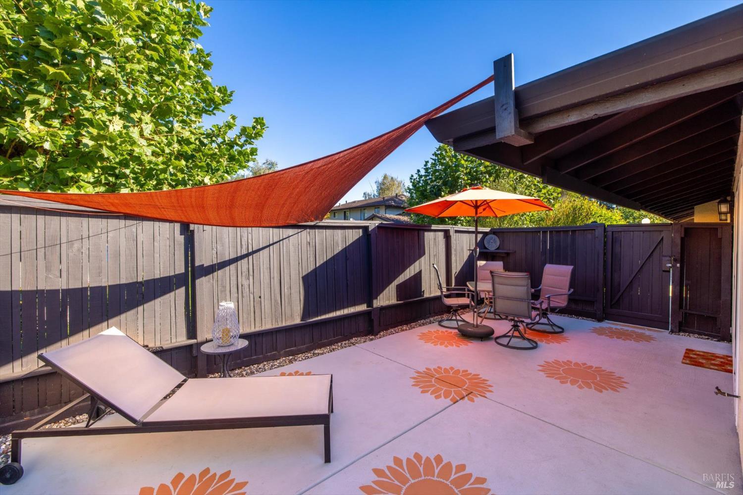 3429 Willis Dr