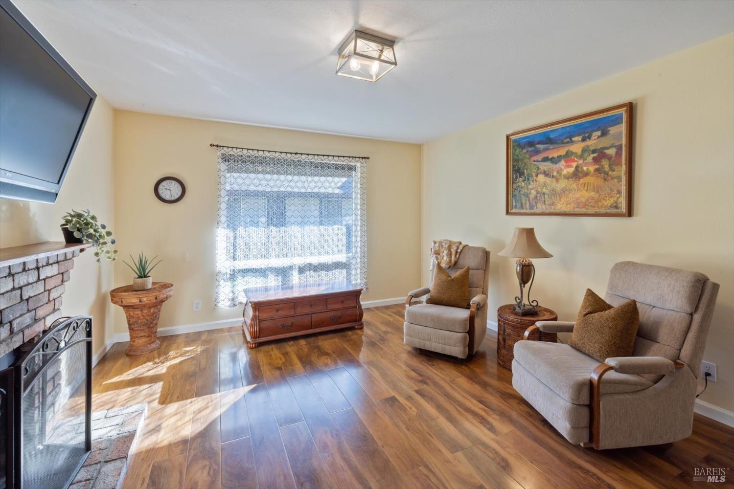 3429 Willis Dr