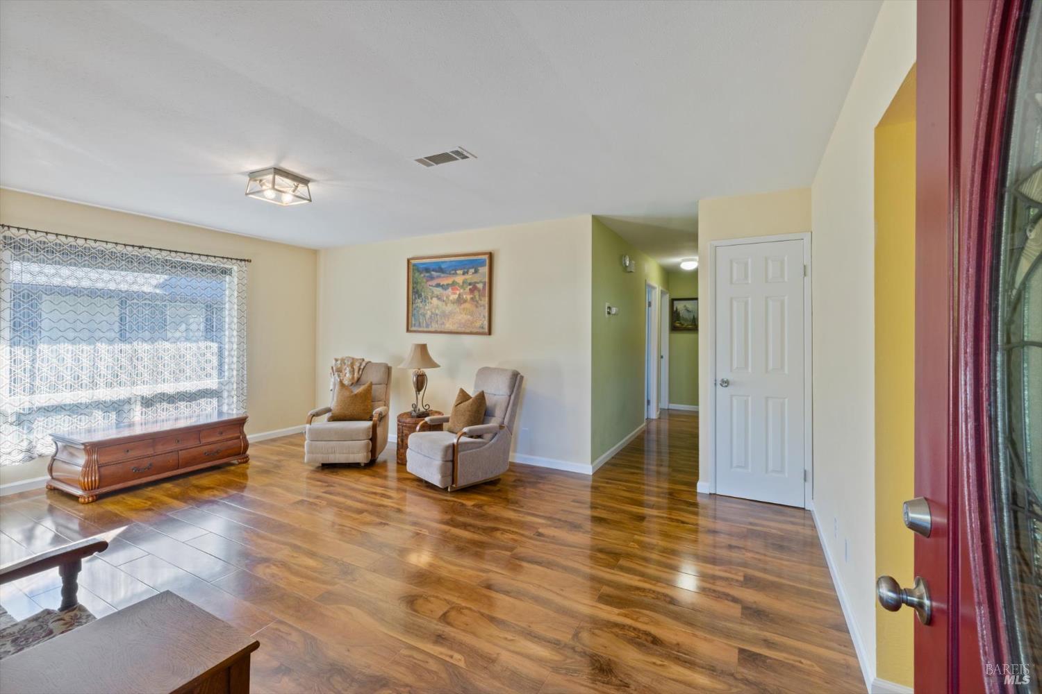 3429 Willis Dr