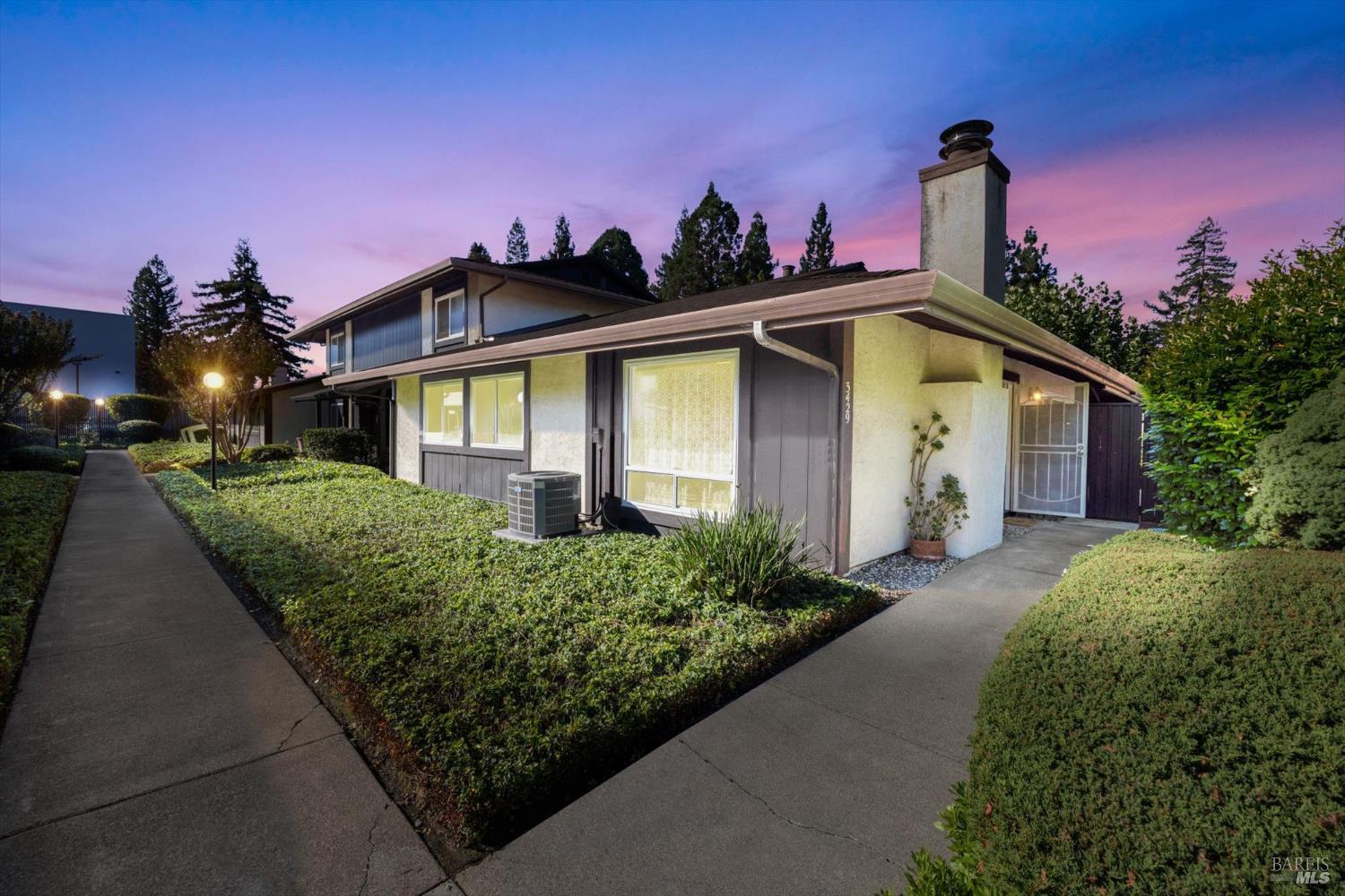 3429 Willis Dr