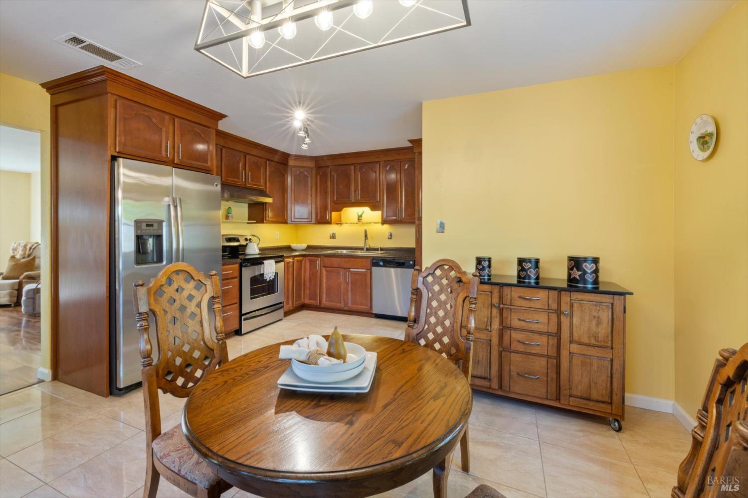3429 Willis Dr