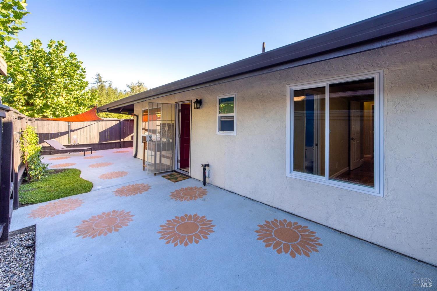 3429 Willis Dr