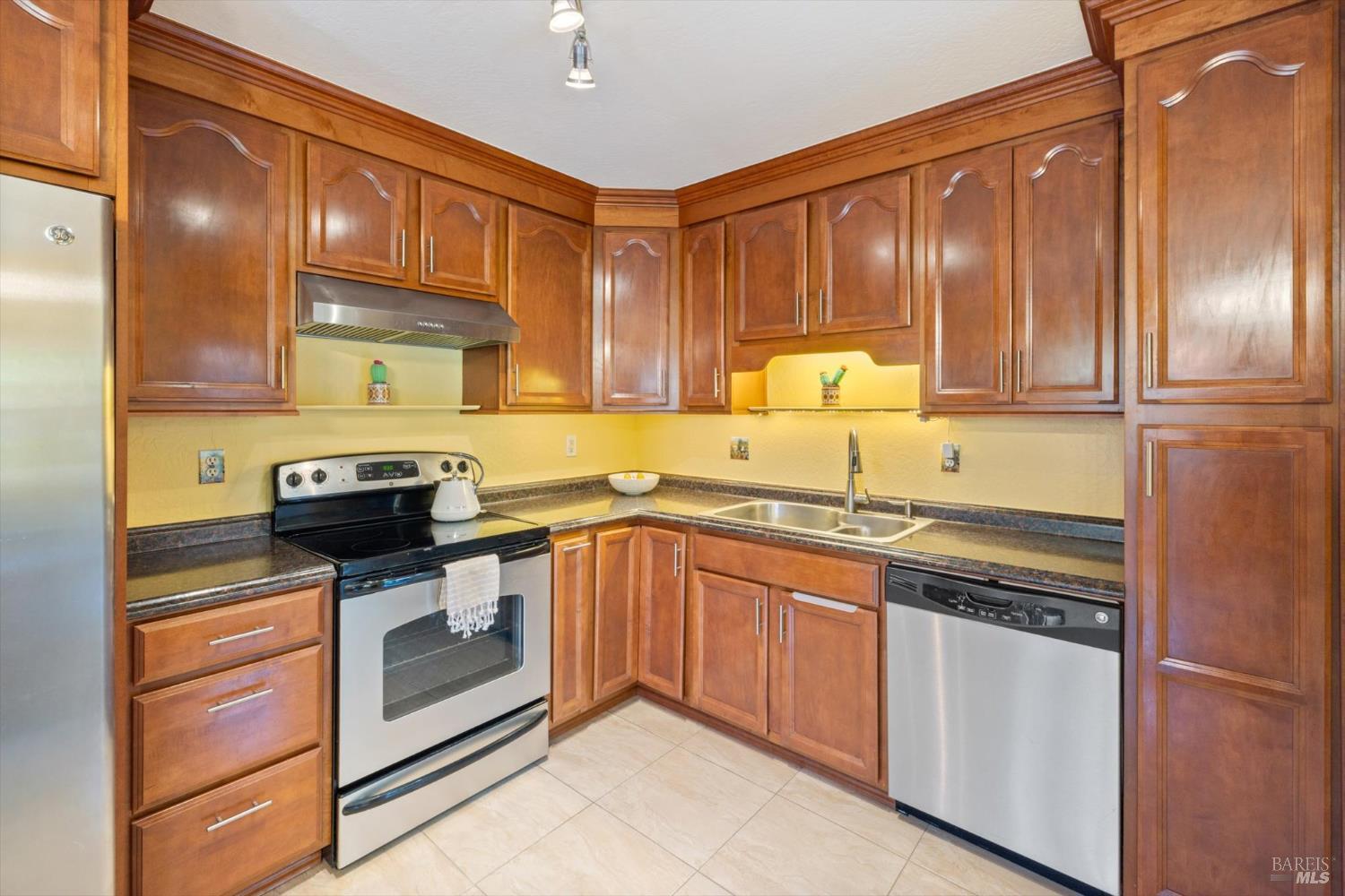 3429 Willis Dr