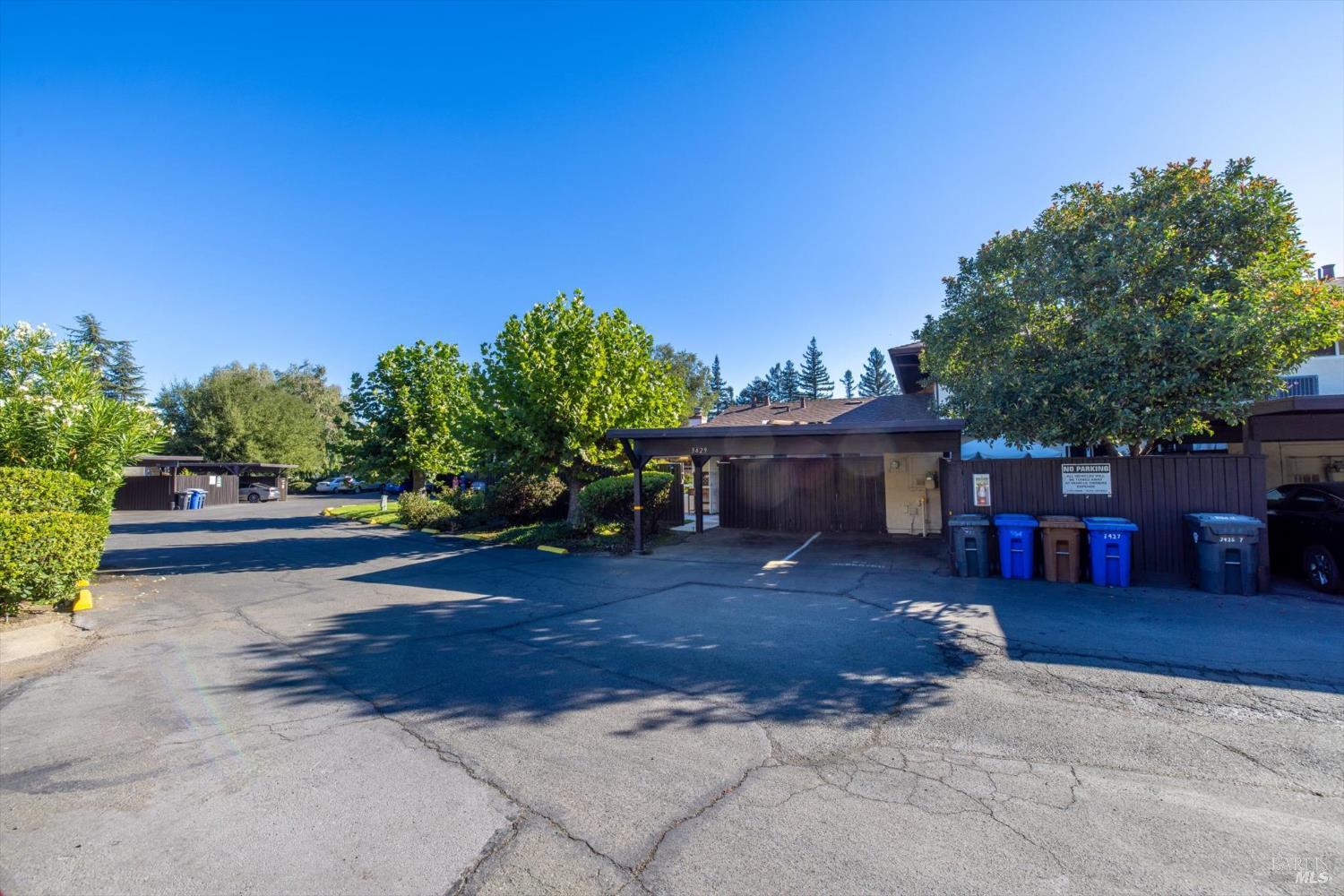 3429 Willis Dr
